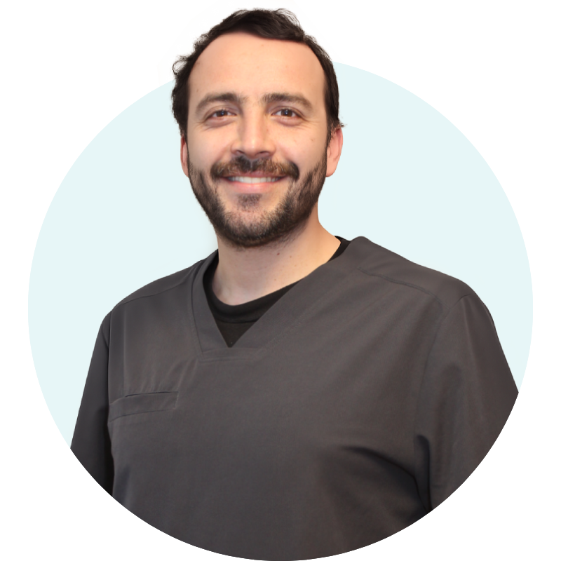 Dr. Felipe Correa