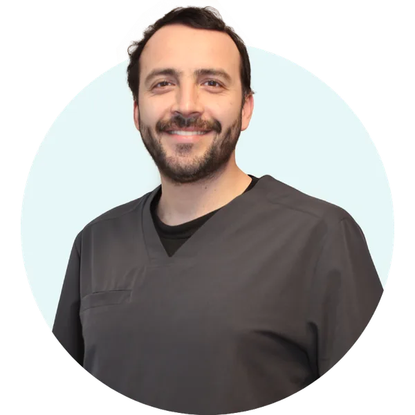 Dr. Felipe Correa